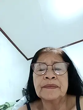 Snapshot of Sweet-Lita50 chatting on 03/07/26, 12:29 Sweet-Lita50 online show from 03/07/26, 12:29