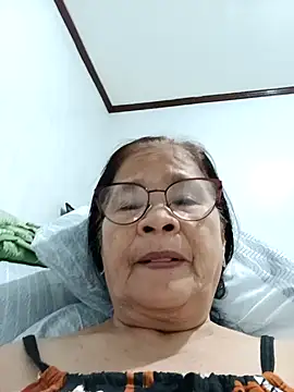 Snapshot of Sweet-Lita50 chatting on 03/08/26, 02:04 Sweet-Lita50 online show from 03/08/26, 02:04