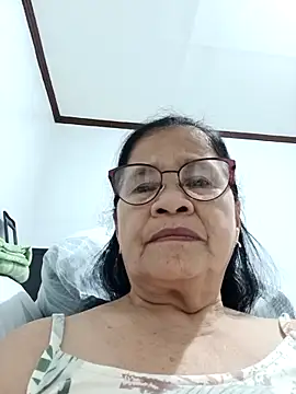 Snapshot of Sweet-Lita50 chatting on 03/11/26, 11:49 Sweet-Lita50 online show from 03/11/26, 11:49