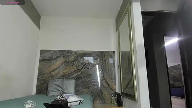 Kristel 05 online show from 12/01/25, 11:37