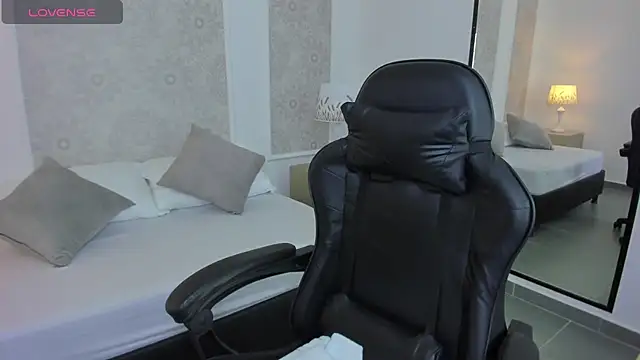 Snapshot of altair_mori chatting on 12/04/25, 12:25 altair mori online show from 12/04/25, 12:25