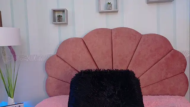 Conejita 420 online show from 09/23/25, 08:12