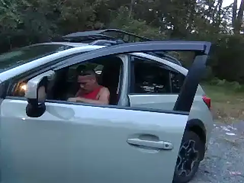 Snapshot of Eat_it_from_the_back chatting on 09/21/25, 11:17 Eat it from the back online show from 09/21/25, 11:17