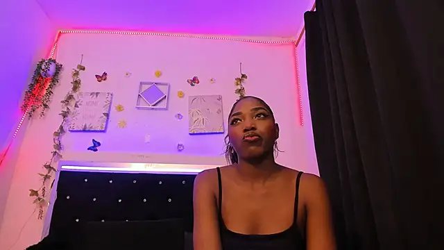 AkariRosetti online show from 10/02/25, 01:07