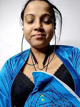Snapshot of hornypiu697 chatting on 09/22/25, 06:10 hornypiu697 online show from 09/22/25, 06:10