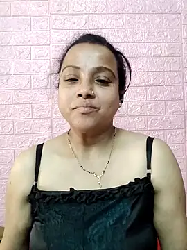 Snapshot of hornypiu697 chatting on 02/26/26, 03:27 hornypiu697 online show from 02/26/26, 03:27