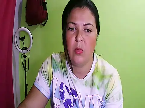 anapaulaa online show from 10/17/25, 06:43