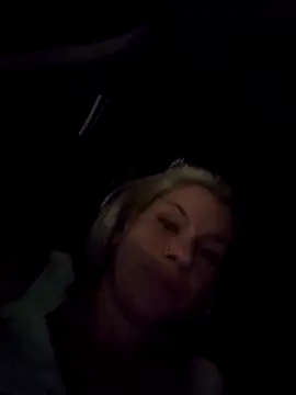 Snapshot of toomuchofafreak chatting on 10/14/25, 12:33 toomuchofafreak online show from 10/14/25, 12:33