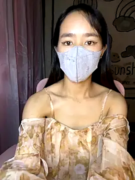 TiNa 04 online show from 10/01/25, 04:07