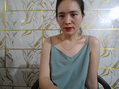 Lyzizi lovely09 online show from 05/15/26, 01:23