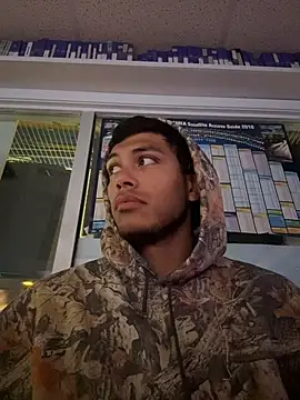 Snapshot of StrokingDaddy4 chatting on 10/29/25, 10:06 StrokingDaddy4 online show from 10/29/25, 10:06