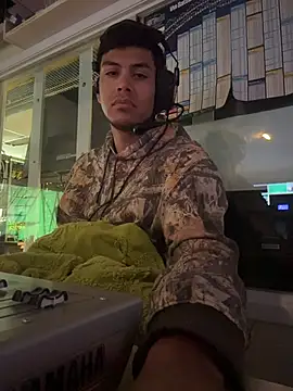 Snapshot of StrokingDaddy4 chatting on 11/13/25, 11:20 StrokingDaddy4 online show from 11/13/25, 11:20