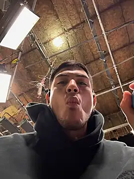 Snapshot of StrokingDaddy4 chatting on 12/03/25, 11:30 StrokingDaddy4 online show from 12/03/25, 11:30