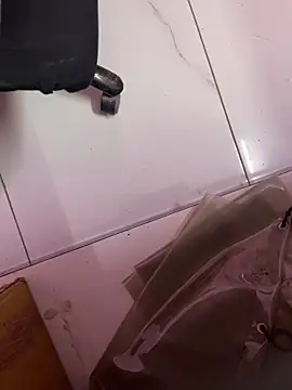 Snapshot of SexyImran chatting on 10/28/25, 06:28 SexyImran online show from 10/28/25, 06:28