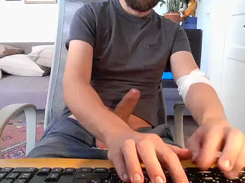 MrBig303 online show from 07/29/26, 11:08