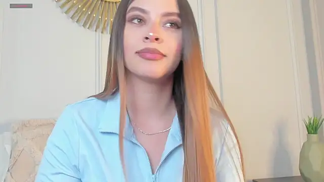 CharlotteBrownn  online show from 07/28/26, 01:01