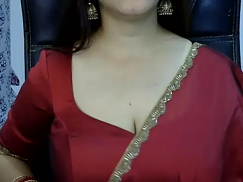 Rumi cute online show from 10/24/25, 10:22