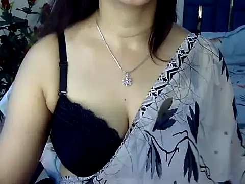 Rumi cute online show from 05/08/26, 09:58