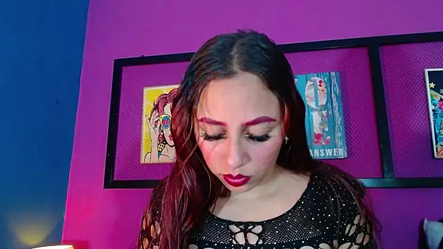 Snapshot of Naomi_Blomm chatting on 09/18/25, 05:26 Naomi Blomm online show from 09/18/25, 05:26