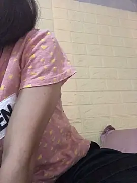 QuingLin online show from 09/14/25, 08:02