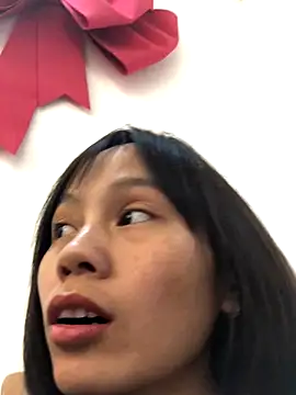 QuingLin online show from 10/16/25, 11:44