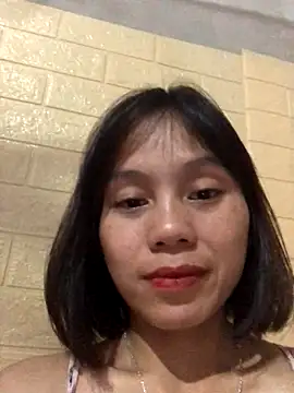 QuingLin online show from 10/17/25, 05:04