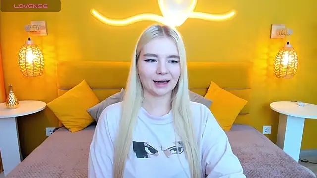 RuthBryant online show from 10/18/25, 12:57