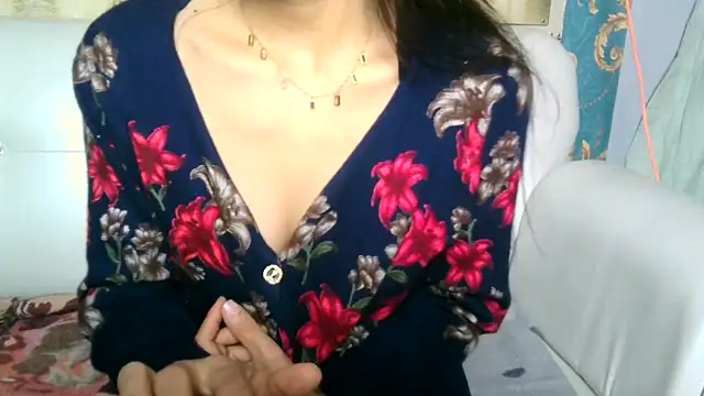 Snapshot of SHILPA_99 chatting on 11/24/25, 12:43 SHILPA 99 online show from 11/24/25, 12:43