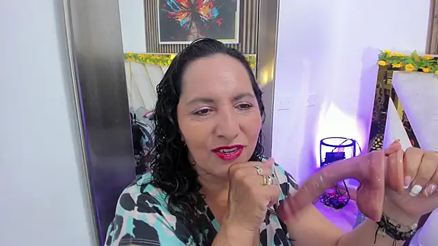 Luna Naughty1 online show from 06/11/26, 03:10