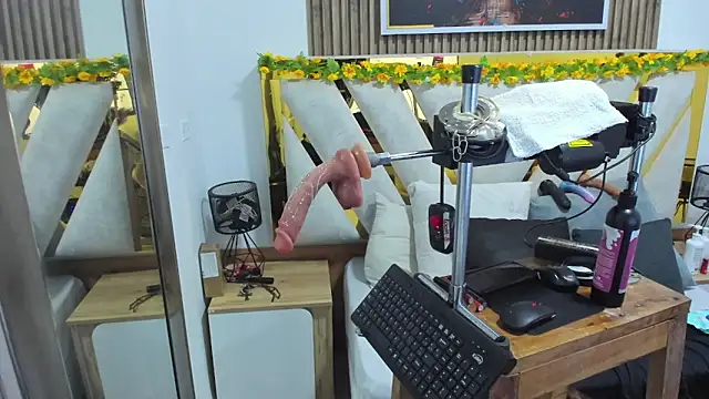 Luna Naughty1 online show from 06/15/26, 05:48