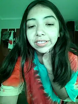 Snapshot of missapril0101 chatting on 06/07/26, 05:44 missapril0101 online show from 06/07/26, 05:44