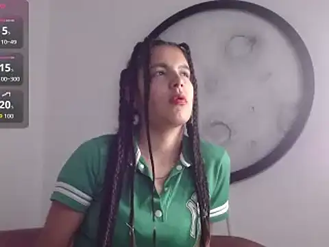 Snapshot of Lucy-23 chatting on 12/13/25, 11:43 Lucy-23 online show from 12/13/25, 11:43