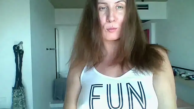 ALICAINWONDERLAND online show from 09/14/25, 09:52