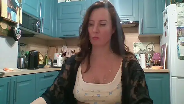 ALICAINWONDERLAND online show from 11/26/25, 05:25