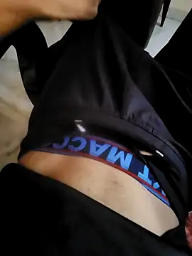 Snapshot of coupleyug chatting on 09/24/25, 09:12 coupleyug online show from 09/24/25, 09:12