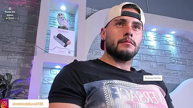 Snapshot of dominic_de_luca chatting on 12/18/25, 03:45 dominic de luca online show from 12/18/25, 03:45