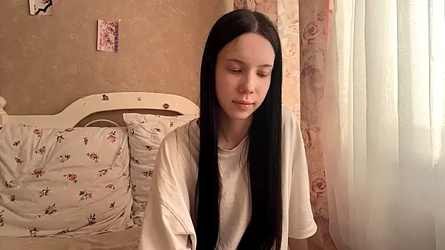 Snapshot of AxyKitten chatting on 09/22/25, 01:13 AxyKitten online show from 09/22/25, 01:13