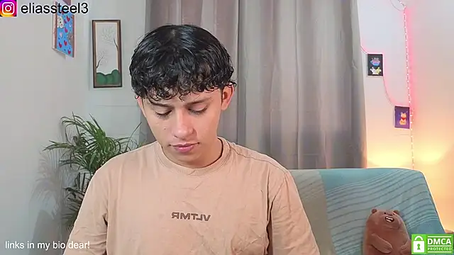 Snapshot of elias_steel1 chatting on 04/17/26, 02:09 elias steel1 online show from 04/17/26, 02:09