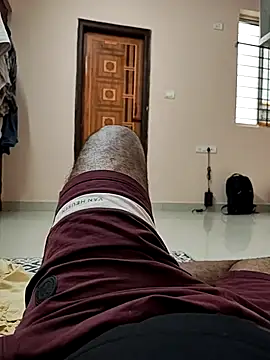 Snapshot of Mr_Batting_Man chatting on 11/07/25, 02:11 Mr Batting Man online show from 11/07/25, 02:11