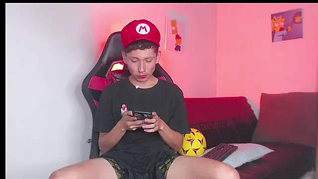 elfernh online show from 09/23/25, 10:57