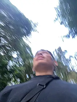 elfernh online show from 10/13/25, 10:32