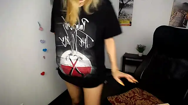 PeppyMia online show from 10/20/25, 06:25