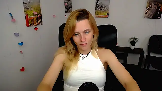 PeppyMia online show from 11/09/25, 10:46