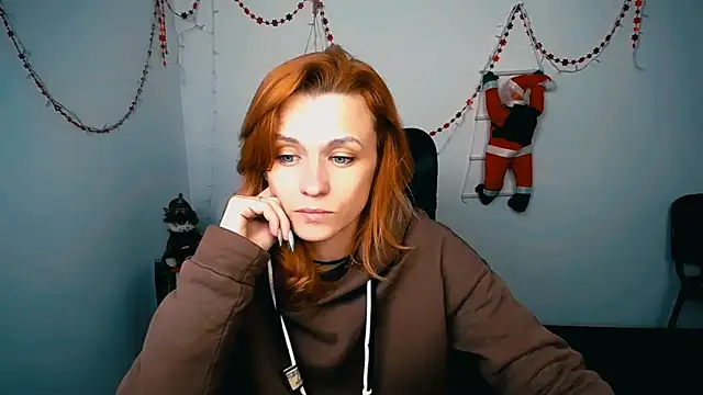 Snapshot of PeppyMia chatting on 12/18/25, 08:31 PeppyMia online show from 12/18/25, 08:31