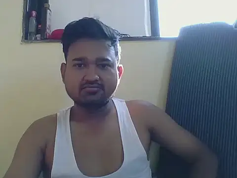 Snapshot of VadodaraBBC chatting on 11/08/25, 04:23 VadodaraBBC online show from 11/08/25, 04:23