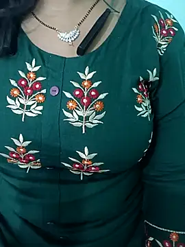 Snapshot of Anjali-bhabhi chatting on 10/14/25, 07:31 Anjali-bhabhi online show from 10/14/25, 07:31