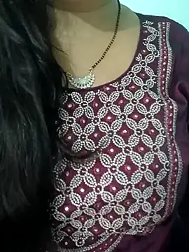 Snapshot of Anjali-bhabhi chatting on 10/22/25, 06:13 Anjali-bhabhi online show from 10/22/25, 06:13