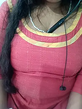 Snapshot of Anjali-bhabhi chatting on 11/15/25, 08:00 Anjali-bhabhi online show from 11/15/25, 08:00