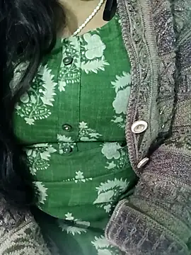 Snapshot of Anjali-bhabhi chatting on 11/26/25, 07:04 Anjali-bhabhi online show from 11/26/25, 07:04