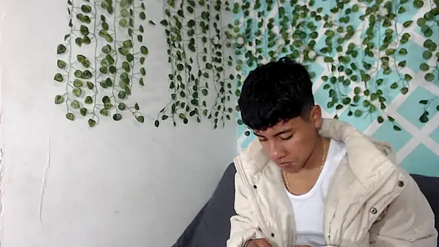 sebas boys577 online show from 09/12/25, 01:22